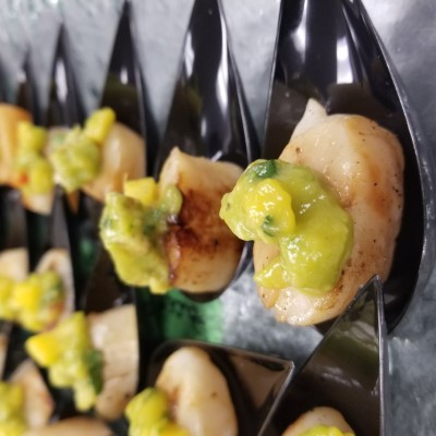 Seared Scalops, Mango Avocado Salsa